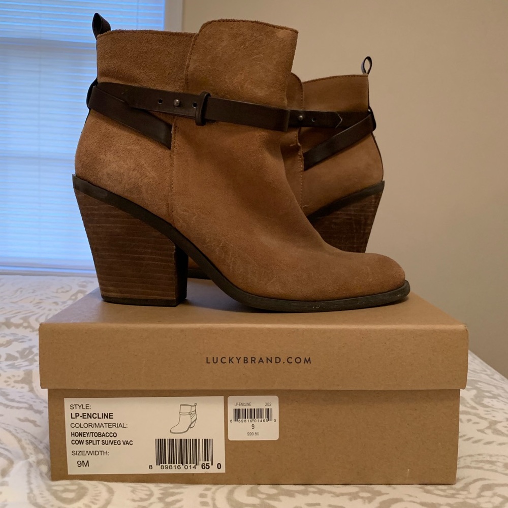 Lucky Brand Honey/Tobacco Boots. Size 9M.